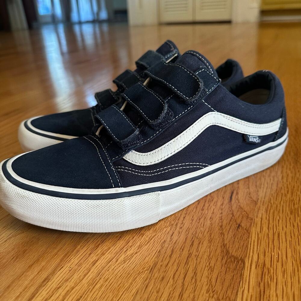 Vans Old Skool V Pro Ultra Cush Men's 9.5 Navy/White Hook and Loop Closure